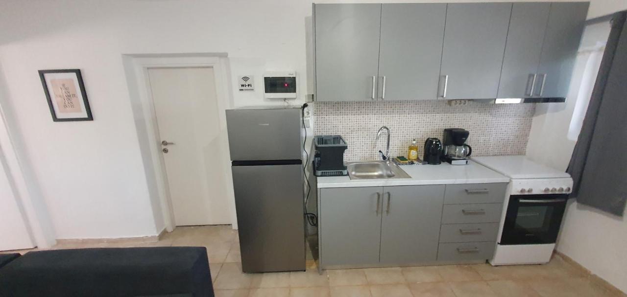 Tsagga House Apartment Оропос Екстериор снимка