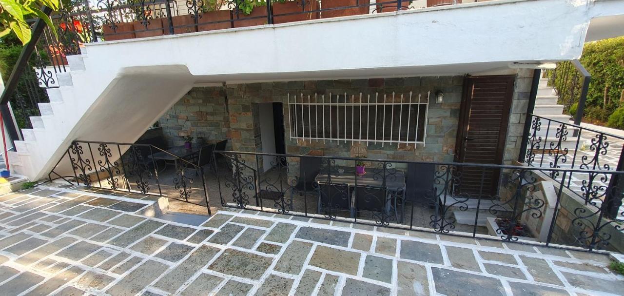 Tsagga House Apartment Оропос Екстериор снимка